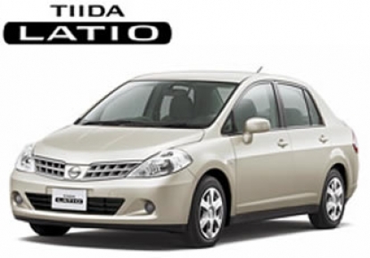 日産ティーダ　ラティオ1.5