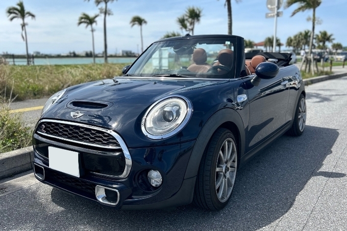 【MINIオープンカー】風を切って走るオープンの気持ちよさは格別です！Bluetooth対応・充電器・チャイルドシート無料貸出し！