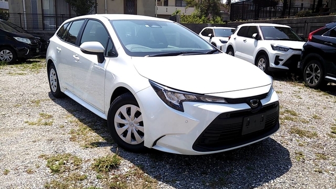 【空港店】カローラツーリング指定・禁煙・ナビ・バックカメラ・ETC車載器・Bluetooth音楽込み！さらに免責補償・空港送迎込み