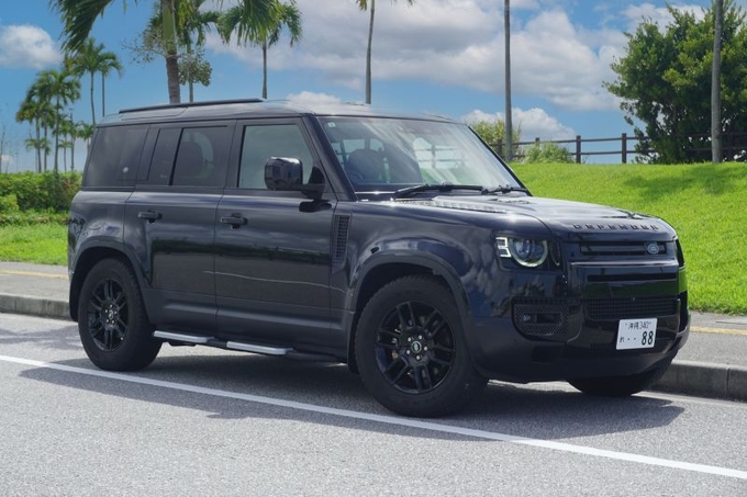 ランドローバー　ディフェンダー110