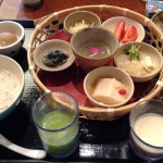 ぬちぐすい定食でちゃーがんじゅー！ホテル日航アリビラ 日本料理・琉球料理「佐和」