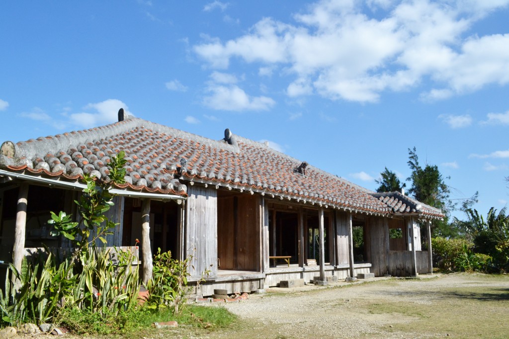 石垣やいま村