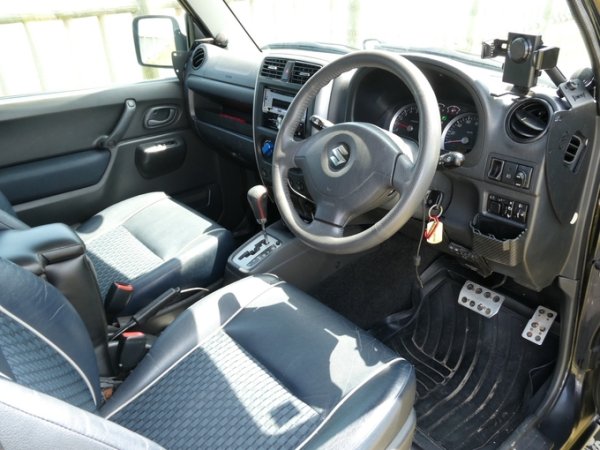 ジムニー運転席シート